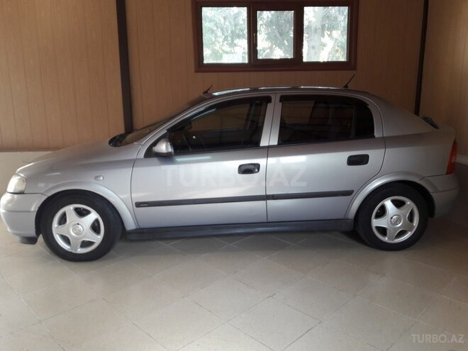 Opel Astra 2001, 242,000 km - 2.0 l - Bakı