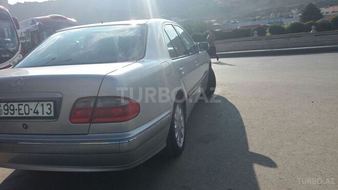 Mercedes E 200 2000, 349,000 km - 2.0 l - Bakı
