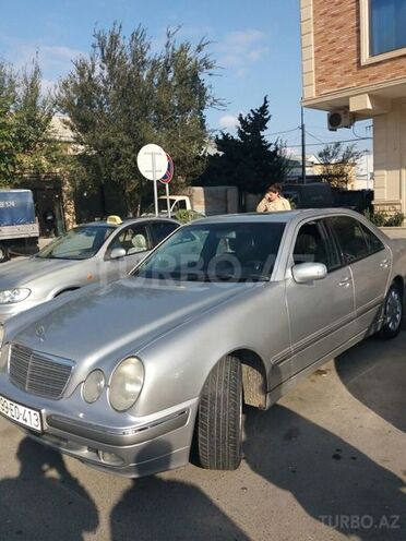 Mercedes E 200 2000, 349,000 km - 2.0 l - Bakı