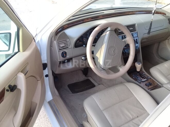 Mercedes C 230 1999, 118,500 km - 2.3 l - Beyləqan