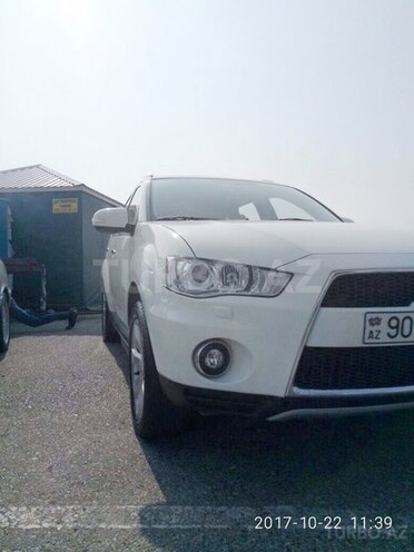 Mitsubishi Outlander 2010, 65,400 km - 0.3 l - Şabran