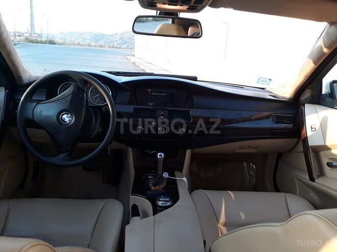 BMW 525 2005, 240,000 km - 2.5 l - Mingəçevir