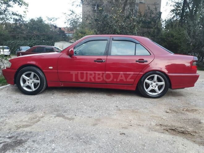 Mercedes C 200 1997, 238,467 km - 2.0 l - Bakı