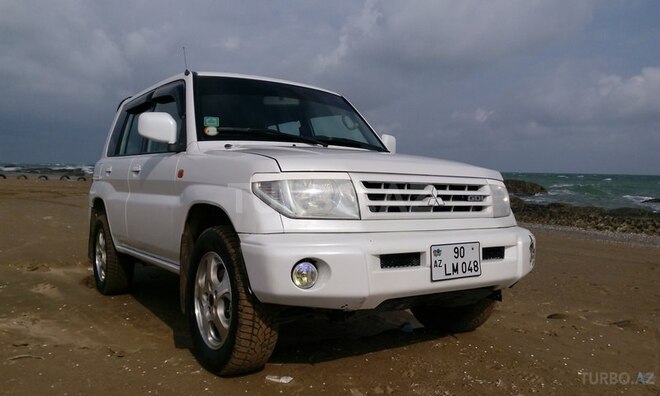 Mitsubishi Pajero io 2001, 165,000 km - 1.8 l - Bakı