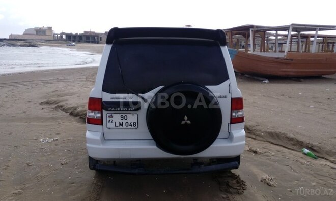 Mitsubishi Pajero io 2001, 165,000 km - 1.8 l - Bakı