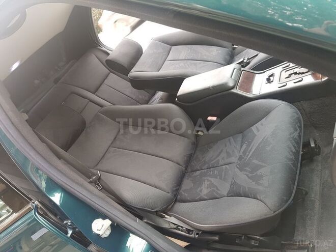 Mercedes E 240 1997, 241,000 km - 2.4 l - Bakı
