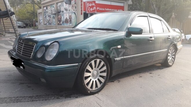 Mercedes E 240 1997, 241,000 km - 2.4 l - Bakı