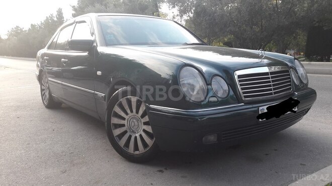 Mercedes E 240 1997, 241,000 km - 2.4 l - Bakı