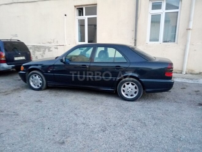 Mercedes C 200 1999, 330,000 km - 2.0 l - Bakı