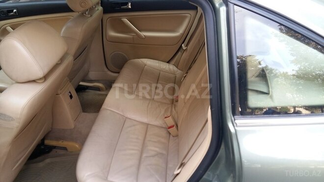 Volkswagen Passat 2002, 263,355 km - 1.8 л - Bakı