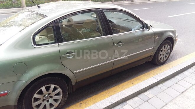 Volkswagen Passat 2002, 263,355 km - 1.8 л - Bakı