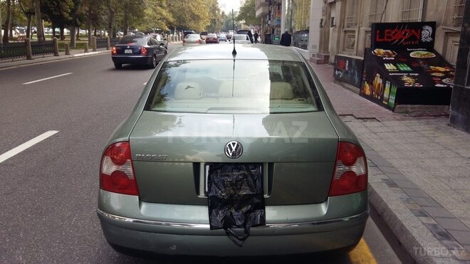 Volkswagen Passat 2002, 263,355 km - 1.8 л - Bakı