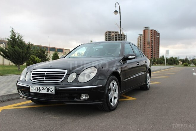 Mercedes E 320 2003, 248,000 km - 3.2 l - Bakı