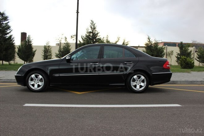 Mercedes E 320 2003, 248,000 km - 3.2 l - Bakı