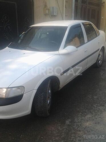 Opel Vectra 1998, 275,000 km - 2.0 l - Bakı