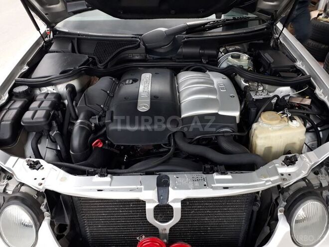 Mercedes E 220 2000, 34,900 km - 2.2 л - Masallı
