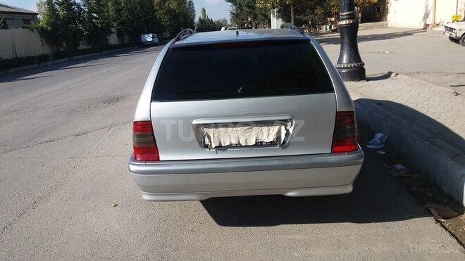 Mercedes  2000, 530,000 km - 0.2 л - Yevlax