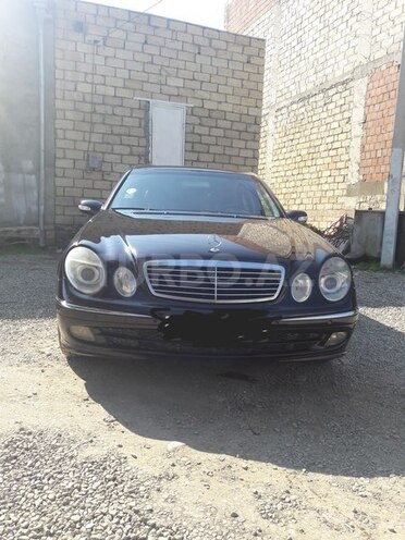 Mercedes E 220 2002, 218,000 km - 2.2 l - Gəncə