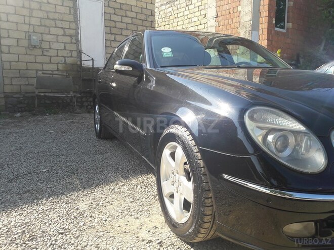 Mercedes E 220 2002, 218,000 km - 2.2 l - Gəncə
