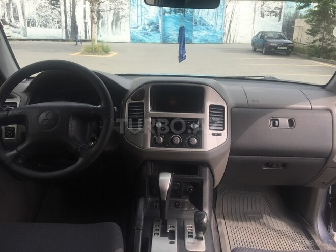 Mitsubishi Pajero 2004, 268,600 km - 3.2 l - Mingəçevir