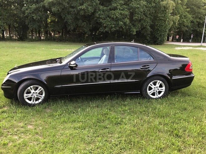 Mercedes E 220 2008, 123,000 km - 0.3 л - Bakı