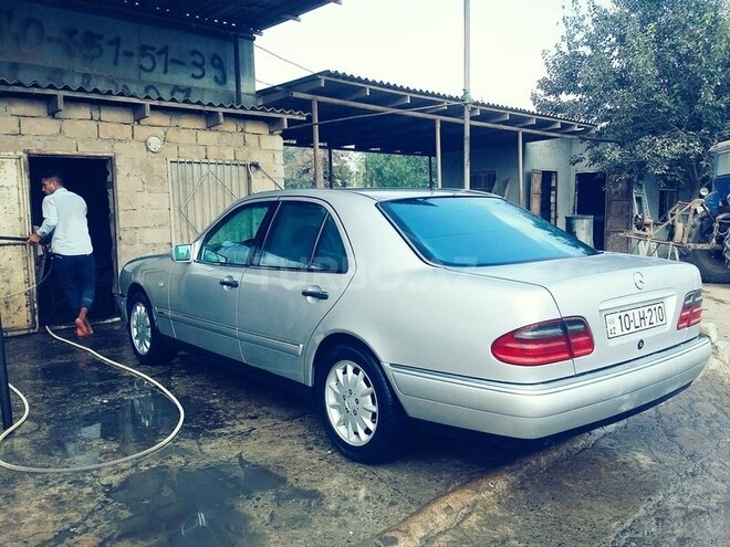 Mercedes E 230 1996, 425,324 km - 2.3 l - Bakı