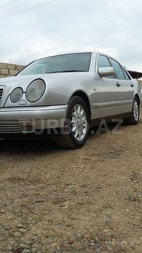 Mercedes E 230 1996, 425,324 km - 2.3 l - Bakı