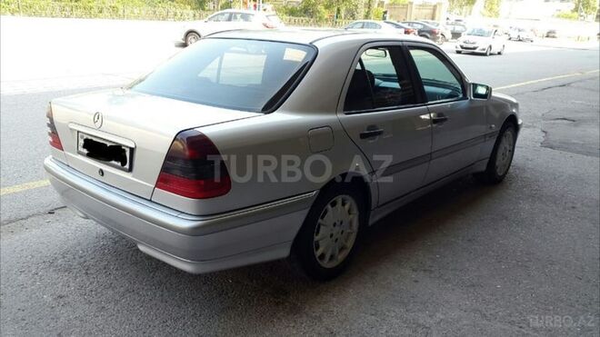 Mercedes C 200 1999, 229,000 km - 2.0 l - Bakı