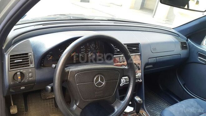 Mercedes C 200 1999, 229,000 km - 2.0 l - Bakı