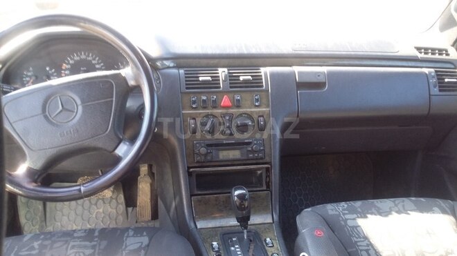 Mercedes E 230 1996, 425,324 km - 2.3 l - Bakı