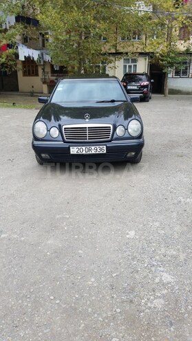 Mercedes E 230 1997, 230,000 km - 2.3 l - Mingəçevir