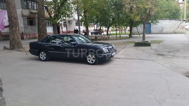 Mercedes E 230 1997, 230,000 km - 2.3 l - Mingəçevir