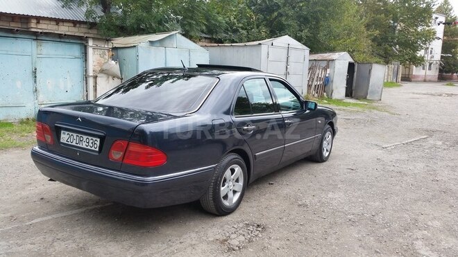 Mercedes E 230 1997, 230,000 km - 2.3 l - Mingəçevir