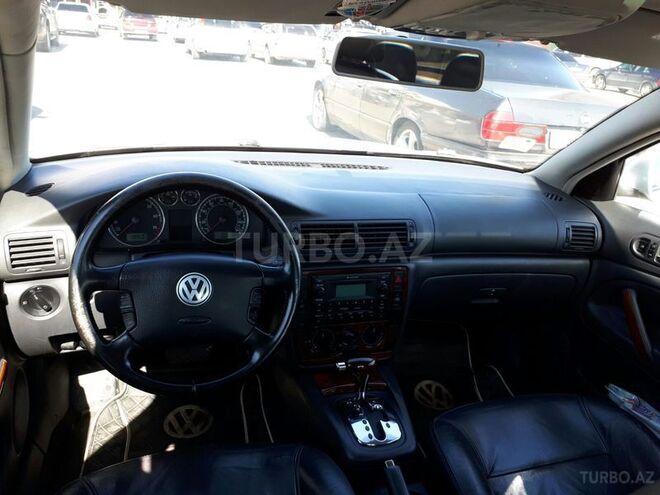 Volkswagen Passat 2003, 183,000 km - 1.8 l - Bakı