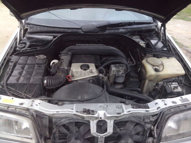 Mercedes C 220 1997, 513,856 km - 2.2 л - Bakı