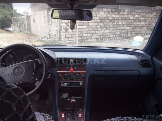 Mercedes C 220 1997, 513,856 km - 2.2 л - Bakı