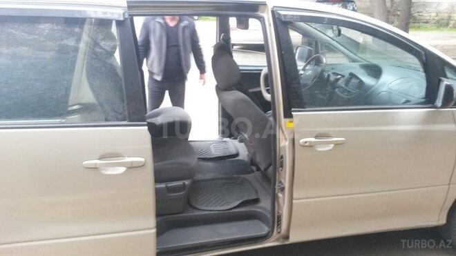 Toyota Previa 2003, 390,000 km - 2.4 л - Bakı