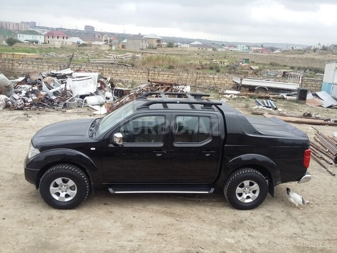 Nissan Navara 2012, 143,639 km - 2.5 l - Bakı