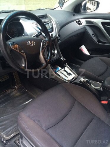Hyundai Elantra 2012, 60,000 km - 1.8 l - Bakı