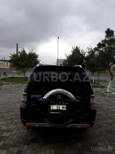 Mitsubishi Pajero 2008, 135,600 km - 3.0 l - Bakı