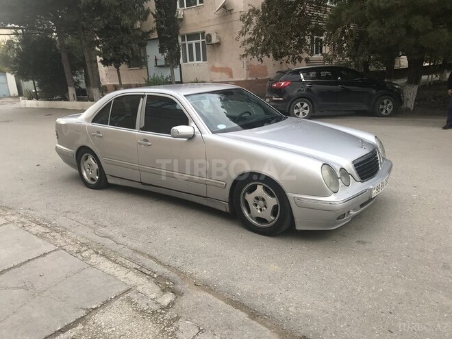 Mercedes E 220 2000, 189,800 km - 2.2 l - Sumqayıt