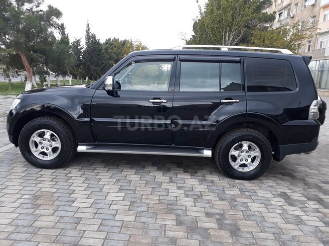 Mitsubishi Pajero 2008, 135,600 km - 3.0 l - Bakı