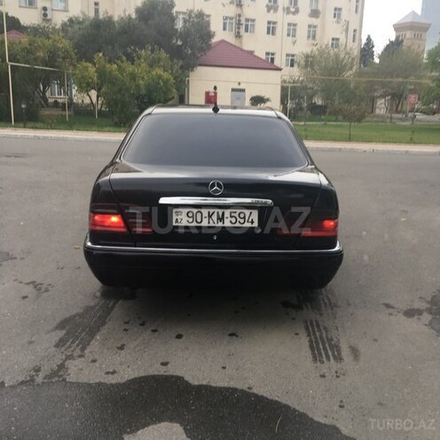 Mercedes E 300 1998, 230,000 km - 3.0 l - Bakı