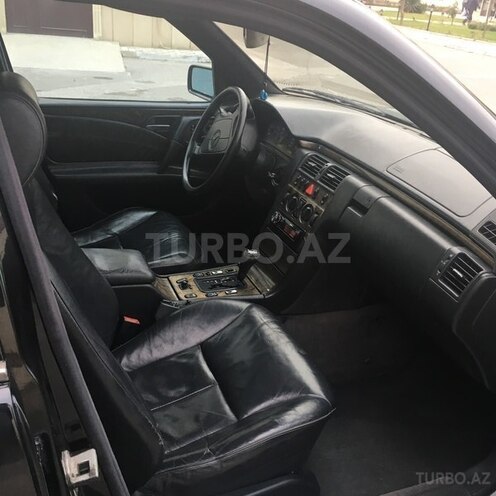 Mercedes E 300 1998, 230,000 km - 3.0 l - Bakı
