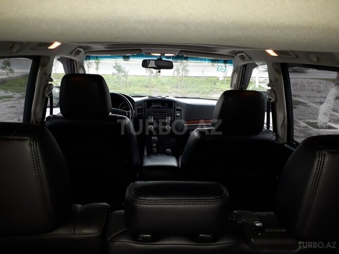 Mitsubishi Pajero 2008, 135,600 km - 3.0 l - Bakı