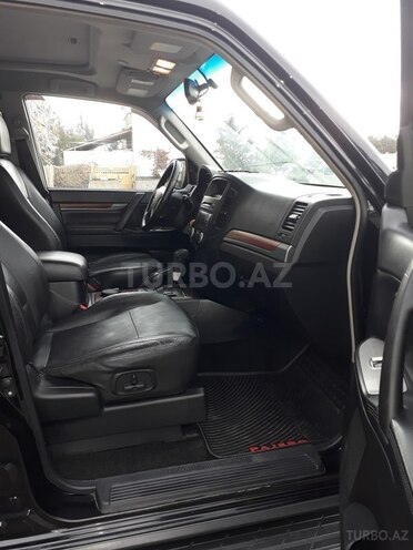 Mitsubishi Pajero 2008, 135,600 km - 3.0 l - Bakı