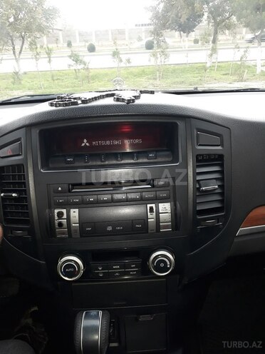 Mitsubishi Pajero 2008, 135,600 km - 3.0 l - Bakı