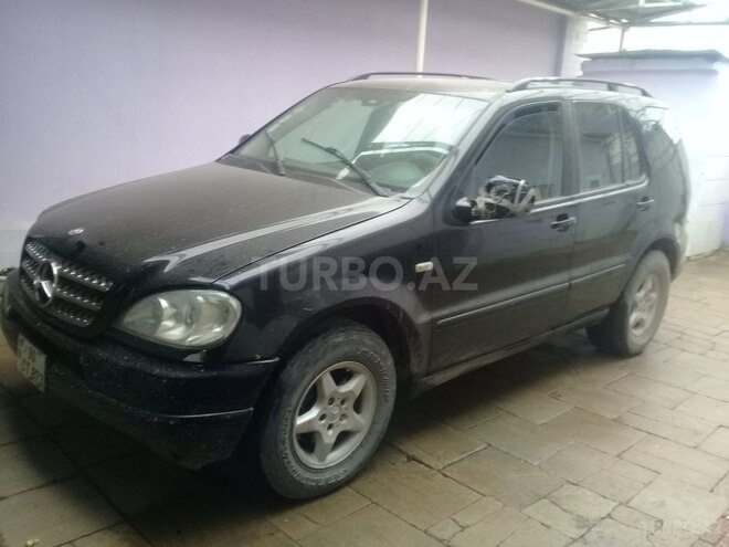 Mercedes ML 320 2000, 177,769 km - 3.2 l - Quba