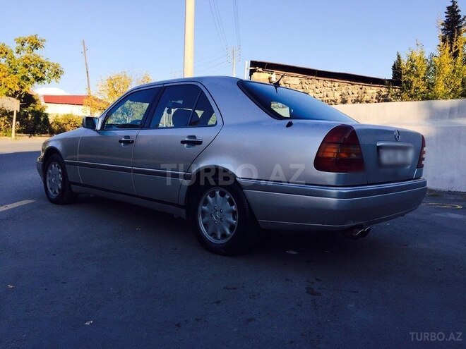 Mercedes C 230 1996, 281,496 km - 2.3 л - Qax