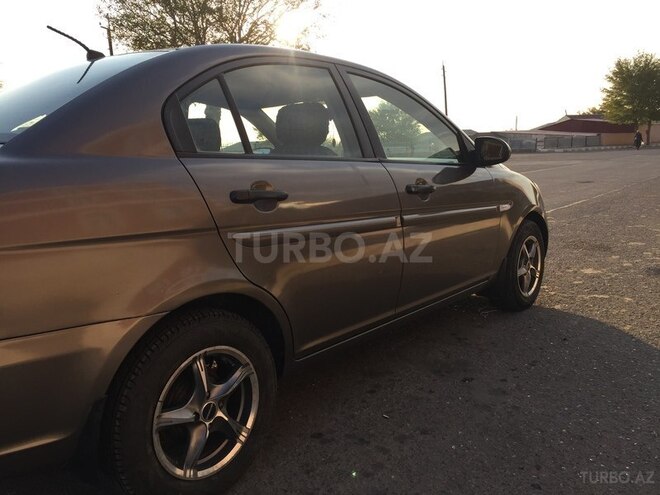 Hyundai Accent 2009, 110,000 km - 1.4 l - Bakı